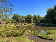 MISSILLAC - MAISON DE CARACTERE AUX VOLUMES GENEREUX - 4 A 5 CHAMBRES - GRAND PARC - CLOS SANS VIS A VIS - GARAGE DOUBLE - ATELIERS
