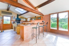 PORNIC SAINTE MARIE - 14-ROOM VILLA WITH POOL - 7 BEDROOMS - OUTBUILDINGS - GARAGES - ENCLOSED GARDEN - 332M2 LIVING SPACE