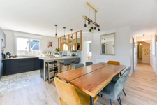 LA TURBALLE PLAGES ET CRIQUES A 4 MINUTES A PIED – VILLA PLAIN PIED 4 Chambres & 1 Dortoir – Jardin AU CALME, clos sans vis-à-vis -Rénovation moderne et chaleureuse.