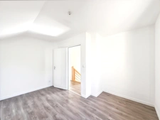 SAINT MARC SUR MER - BEACH WITHIN WALKING DISTANCE - 3-BEDROOM LOFT HOUSE - GARAGE & PARKING - SPRING DELIVERY