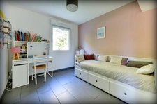 PORNIC SINGLE-STORY HOUSE WITH 4 BEDROOMS - ENCLOSED GARDEN WITH TREES - PORNIC 3 KM FROM THE CENTER 