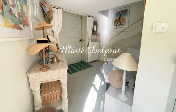 CAROMB (84) COEUR DE VILLAGE TYPIQUE - Maison à vendre 9 pièces - 260M2 - JARDIN INTIME AMENAGE