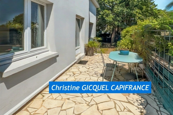 LA BAULE ESCOUBLAC (44) PROCHE COMMERCES & PLAGE LAJARRIGE - MAISON 4 CHAMBRES - 1 BUREAU - 1 JARDIN - GARAGE ET PARKINGS
