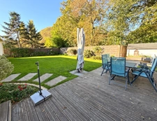 PORNIC SINGLE-STORY HOUSE WITH 4 BEDROOMS - ENCLOSED GARDEN WITH TREES - PORNIC 3 KM FROM THE CENTER 