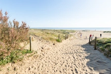 SAINT-BREVIN L'OCEAN BEACH 5 MINUTES AWAY - SINGLE-STOREY VILLA 160M2 3 BEDROOMS LARGE ENCLOSED WOODED PARK