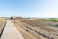 SAINT-BREVIN L'OCEAN BEACH 5 MINUTES AWAY - SINGLE-STOREY VILLA 160M2 3 BEDROOMS LARGE ENCLOSED WOODED PARK