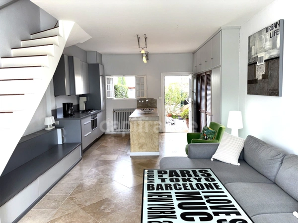 MAISON 3 pièces à PORT GRIMAUD (83) !