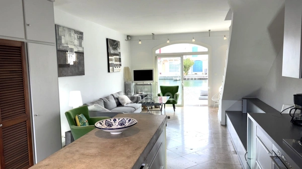 MAISON 3 pièces à PORT GRIMAUD (83) !