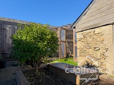 MAISON DE CARACTÈRE À LANNILIS - PROCHE CENTRE - 5 CHAMBRES - VÉRANDA PLEIN SUD, JARDIN ET DÉPENDANCES 
