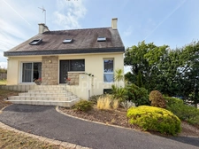 Maison 119 m² - 4 chambres - Séjour rez de jardin - Sous-sol complet -  L'HOPITAL CAMFROUT (29) - Terrain 1200 m²