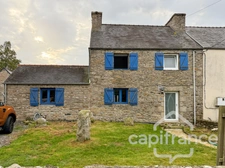 Plouguerneau – 29880 -  Maison en pierre de 73 m² - trois chambres -  terrain de 1 880 m² - Littoral à 2,5 KM