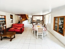 Maison en pierre rénovée - 7 pièces - 132 m² -  Terrain 2500 m²