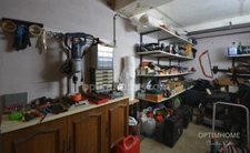 Maison familiale sur grand terrain paysager
