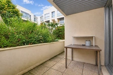 SAINT GERMAIN EN LAYE – 700 m RER A - 2/3 PIECES - 1 CHAMBRE - RDJ - TERRASSE - ASCENSEUR - CAVE - DOUBLE PARKING