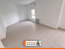 Studio 32m2 avec parking privatif à vendre à MEZE (34)