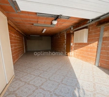 Maison 9 pièces 190m2 avec garage et jardin à MONTBLANC (34)