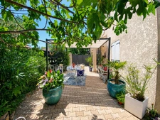 Maison 6 pièces 118m2 avec piscine et garage à GIGEAN (34)