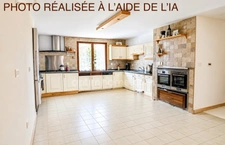 Maison 9 pièces 190m2 avec garage et jardin à MONTBLANC (34)