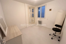 Maison de ville 228m2 avec garage et cour à ALIGNAN DU VENT 