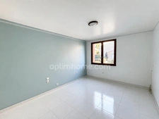 Maison 9 pièces 190m2 avec garage et jardin à MONTBLANC (34)