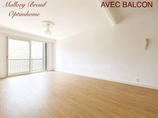 Appartement traversant rénové avec balcon et cave 4 pièces 74m2 à  SETE (34)