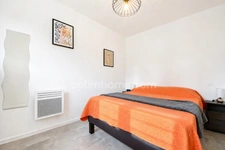 Maison 56 M2 divisée en 2 appartements avec terrasse et parking à BALARUC LES BAINS (34)