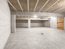 Garage 75 m2 à SETE