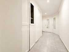 Maison de ville 228m2 avec garage et cour à ALIGNAN DU VENT 