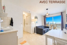 Appartement T2 25 m2 avec terrasse à Sète