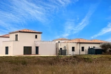 Villa 4 pièces 95 m2 à POMEROLS (34810)
