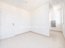 Appartement 3 pièces avec terrasse et box à MONTAGNAC (34)