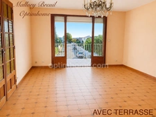 Maison 9 pièces 190m2 avec garage et jardin à MONTBLANC (34)