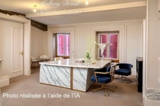 Maison de ville 228m2 avec garage et cour à ALIGNAN DU VENT 