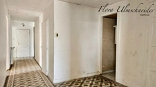 Au cœur du village de Chindrieux (73) – Ensemble immobilier avec appartement d'env. 134 m² à rénover, studio d'env. 32 m² rénové et grand garage