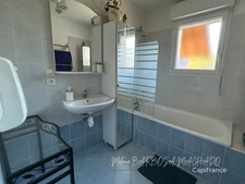 Maison individuelle à vendre 5 pièces à SERRIERES EN CHAUTAGNE (73) d'environ 117 m² à environ 30 minutes d'Aix-les-Bains et d'environ 50 minutes d'Annecy et de Genève, et d'environ 10 minutes du lac