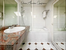 Beautiful property for sale 16 rooms BRANTOME (24)