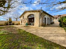 Beautiful property for sale 16 rooms BRANTOME (24)