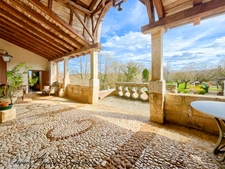 Beautiful property for sale 16 rooms BRANTOME (24)