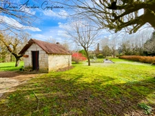 Beautiful property for sale 16 rooms BRANTOME (24)
