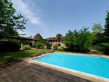 Beautiful property for sale 16 rooms BRANTOME (24)