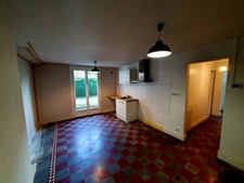 Maison de bourg à Verteillac (24) - 85M² - 5 Pièces - 3 Chambres - Jardin