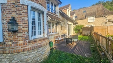 A vendre, FONTAINE LA RIVIERE (91) magnifique appartement 4 pièces, 2 terrasses, terrains clos et piscine dans copropriété haut de gamme. 