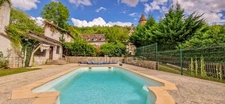 A vendre, FONTAINE LA RIVIERE (91) magnifique appartement 4 pièces, 2 terrasses, terrains clos et piscine dans copropriété haut de gamme. 