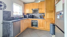 A vendre ARPAJON (91), Très beau T2 avec balcon et garage. 