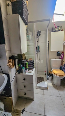 Appartement en bon état avec place de parking privative à vendre 2 pièces ETRECHY (91)