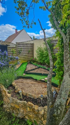 Maison à vendre BRUYERES LE CHATEL (91) 6 pièces, en excellent état avec garage sur terrain clos de 275 m². 
