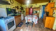 Dpt Essonne (91), à vendre ANGERVILLE propriété composé de 2 maisons (plus de 600 m² habitable) sur terrain de 29700 m².  