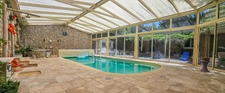 A vendre 8 pièces FONTAINE LA RIVIERE (91) Maison sur sous-sol avec cave voûtée et piscine. 