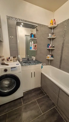 A vendre ARPAJON (91), Très beau T2 avec balcon et garage. 