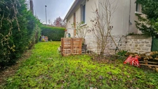 Maison composé de 2 appartements, jardins, caves et places de parking, à vendre SACLAS (91)